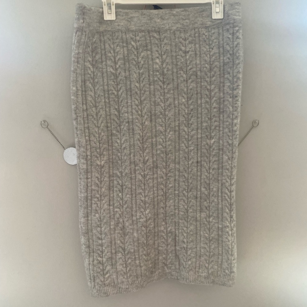 Grey cable-knit sweater skirt